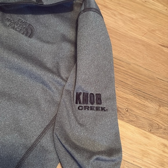 The North Face Charcoal 1/4 Zip Long Sleeve Performance Jacket Men’s L - Picture 8 of 12